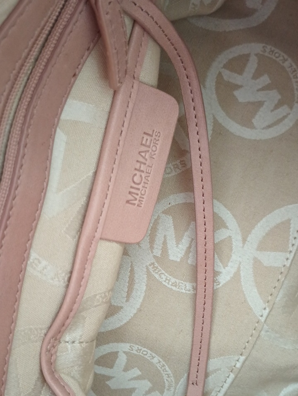 Michael Kors Blush Tan Soft Leather Knot Shoulder Tote - Picture 10 of 16
